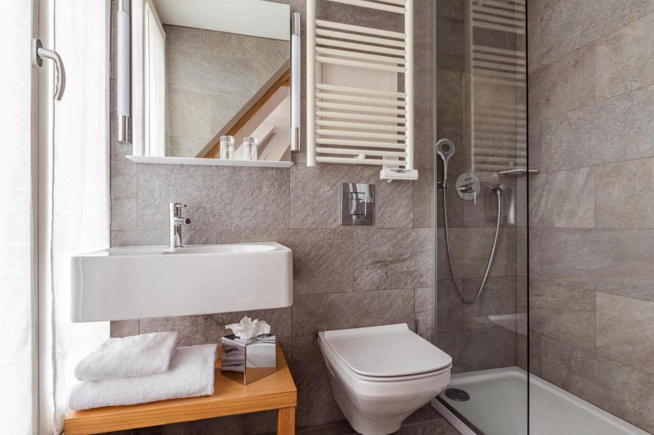 9Hotel Republique