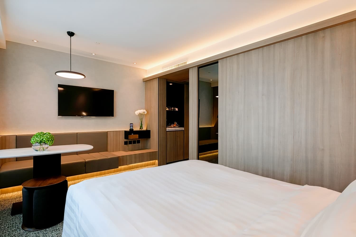 Nathan Hotel