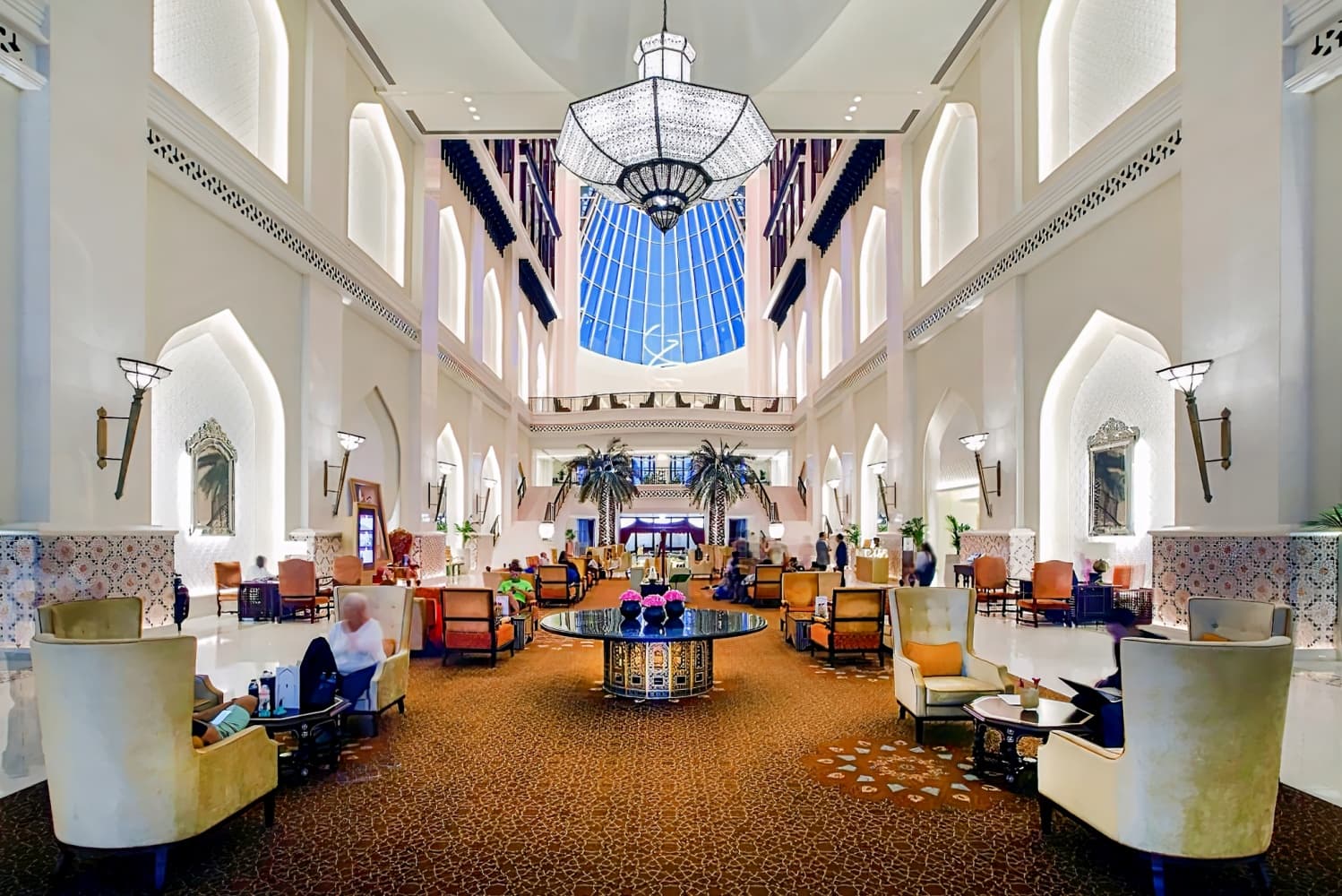 Bab Al Qasr Hotel