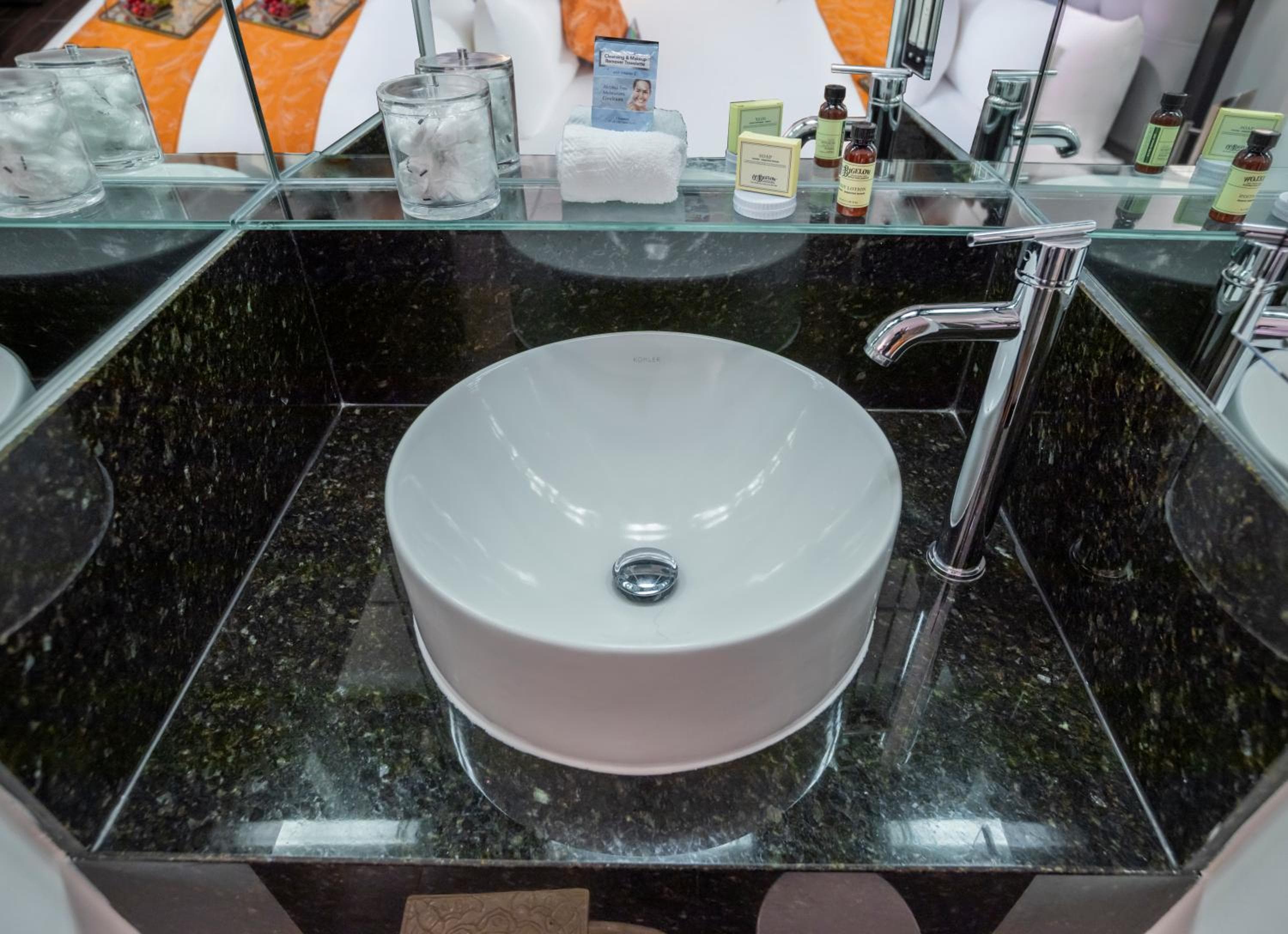 Riviera Suites South Beach