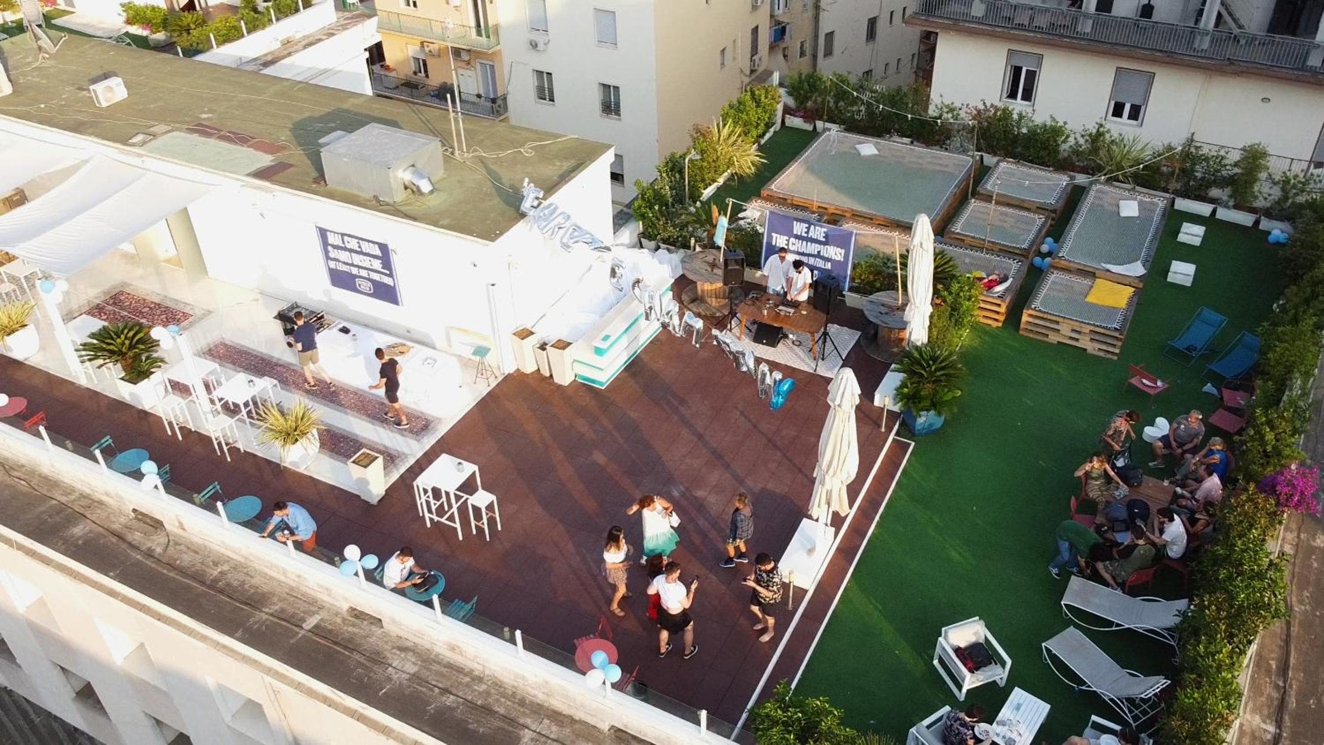 NeapolitanTrips Hotel (Ostello Bello Napoli)