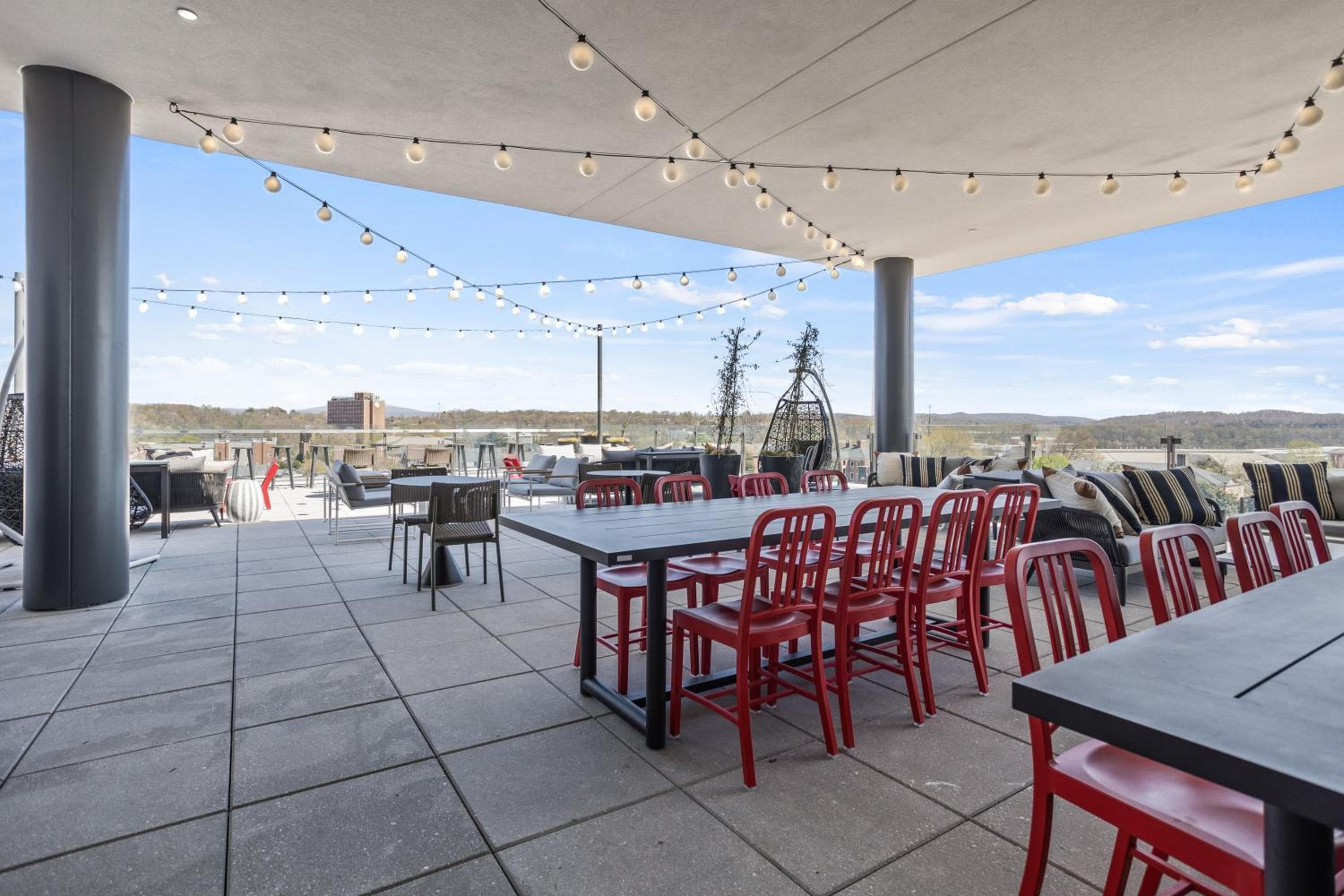 The Highlander Hotel Radford