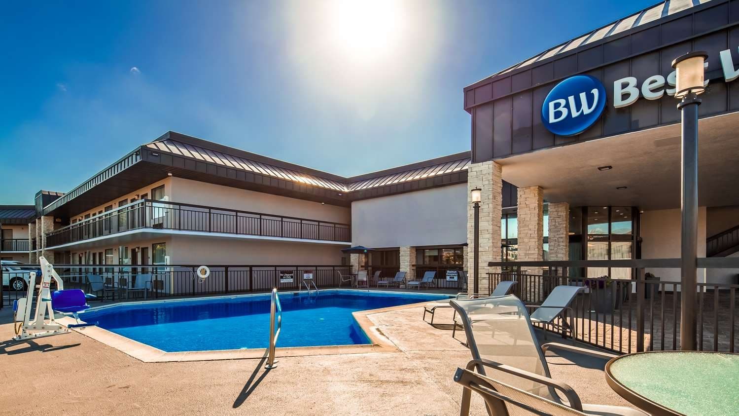 Best Western CENTER INN