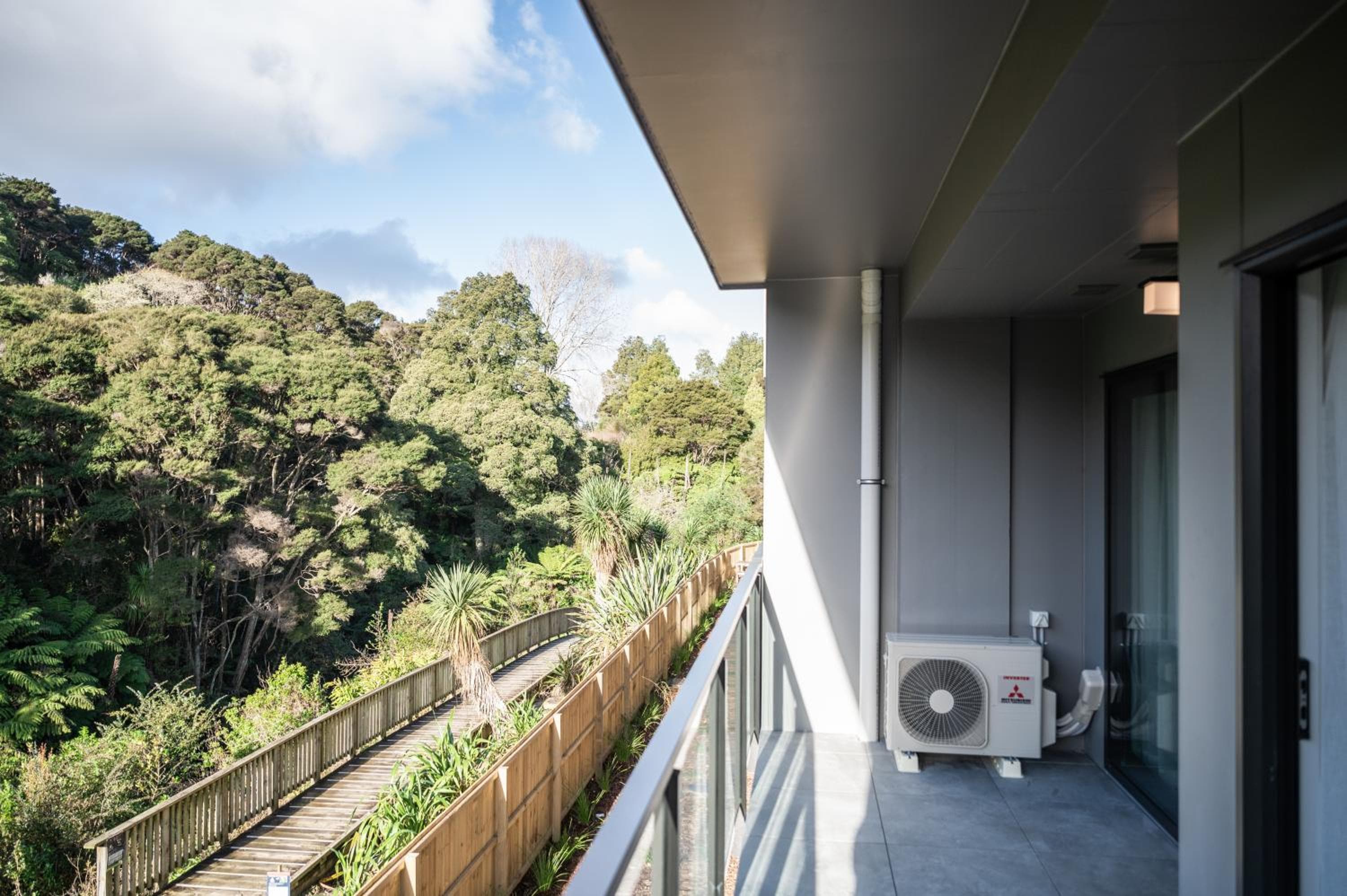 Sunrise Garden Suites