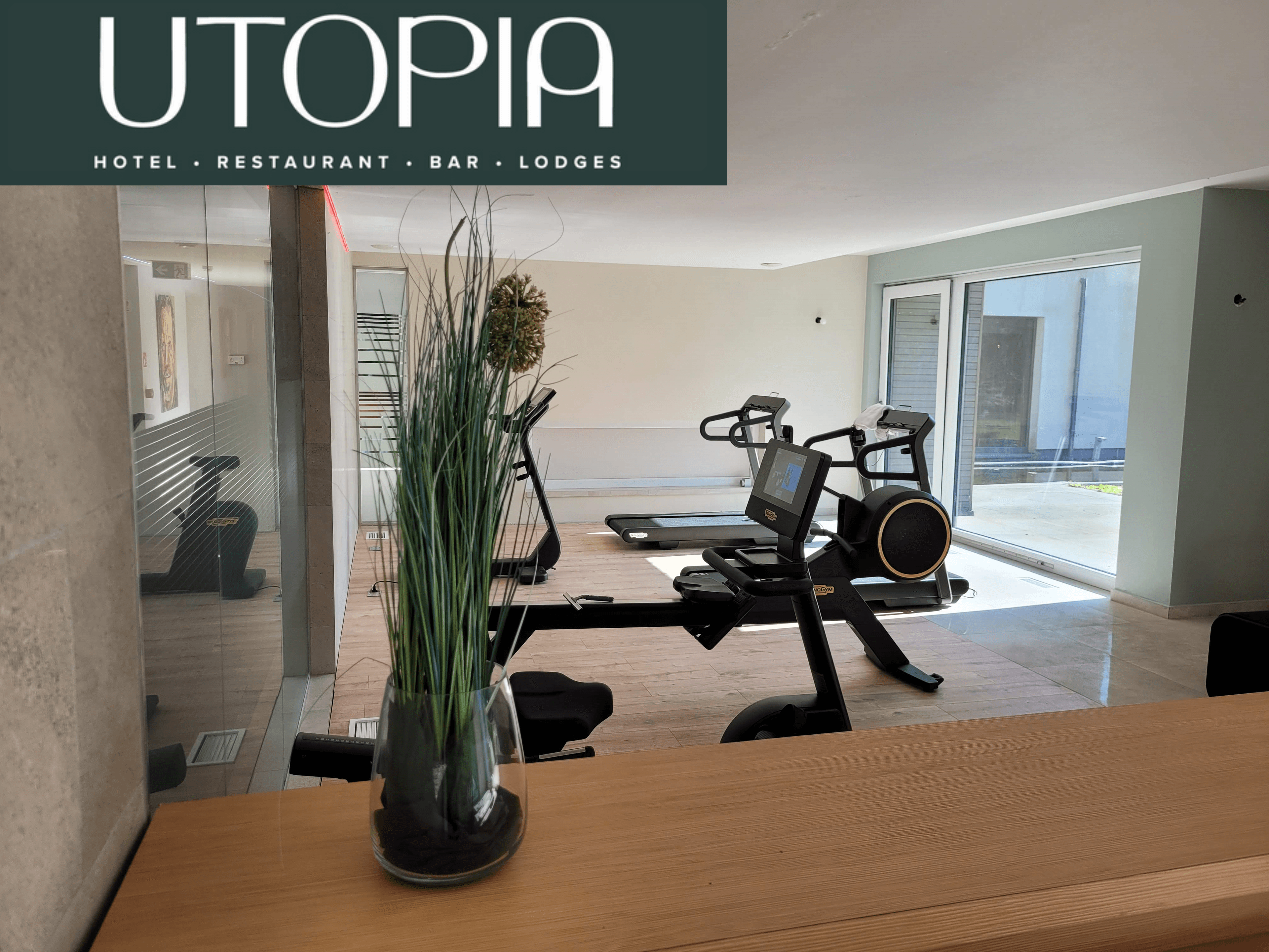 Utopia Hotel Mons