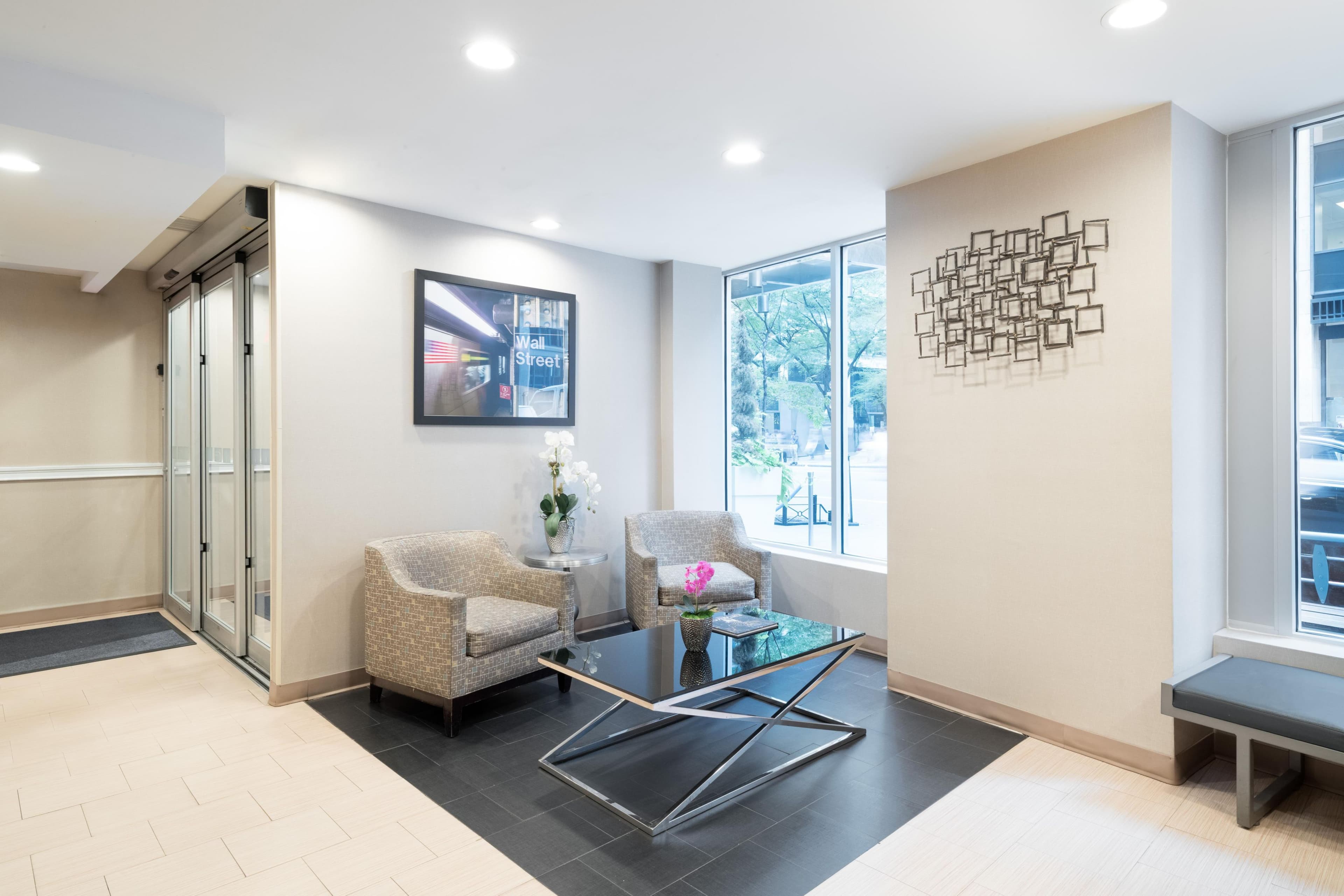 Holiday Inn Express Wall Street