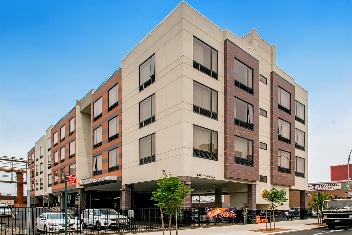 Comfort Inn & Suites Bronx