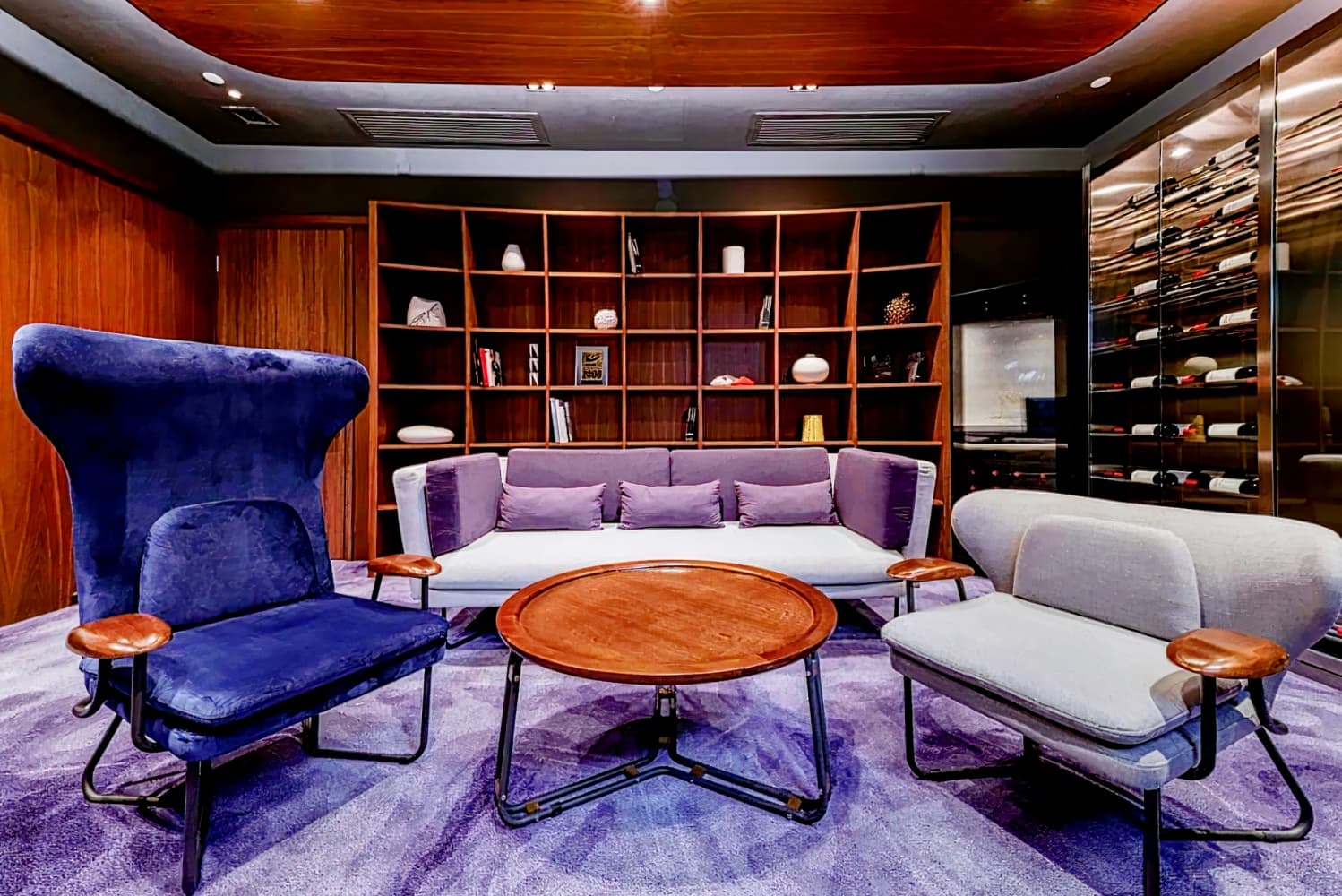 Oasis Avenue - a GDH Hotel