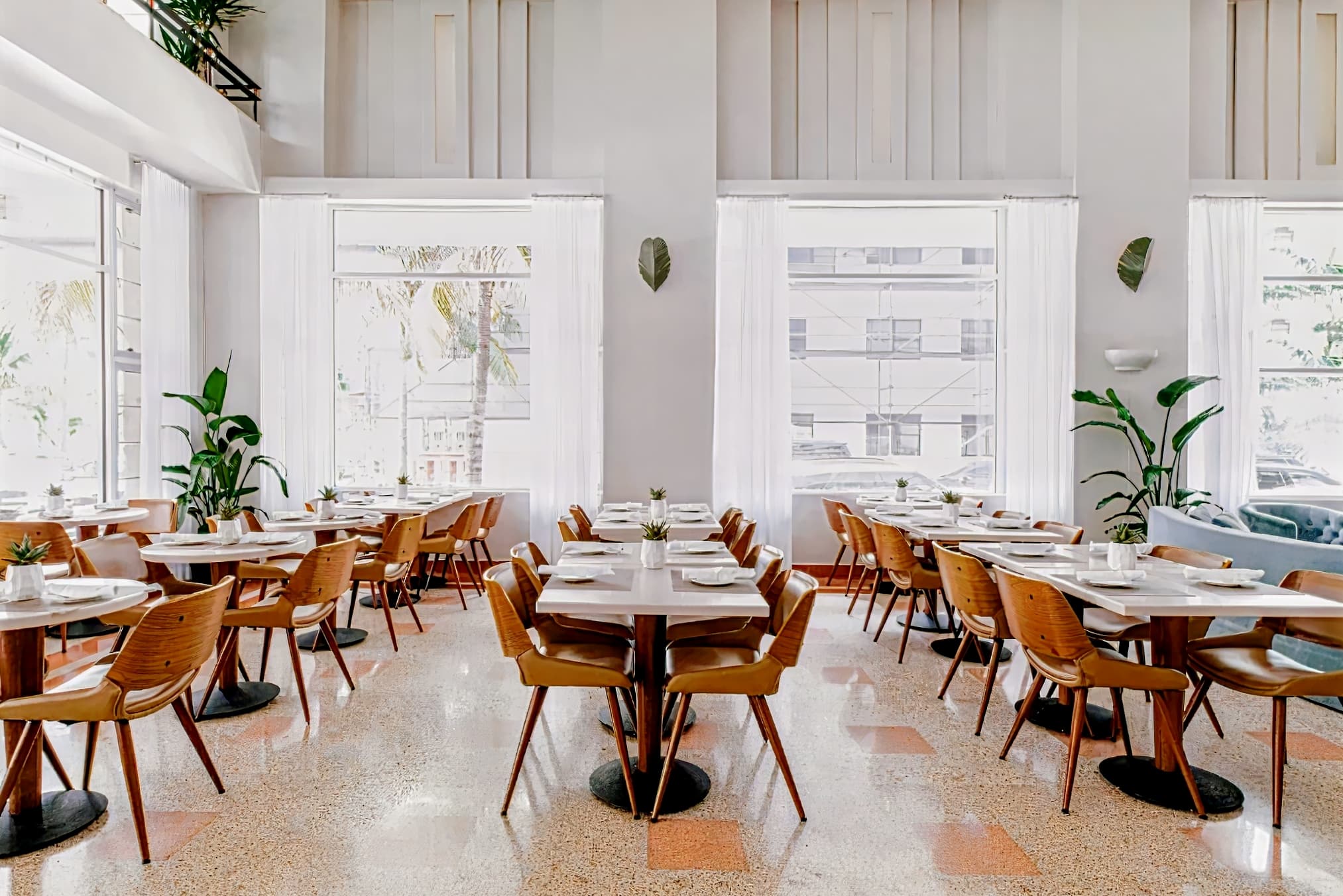 Winter Haven, Autograph Collection