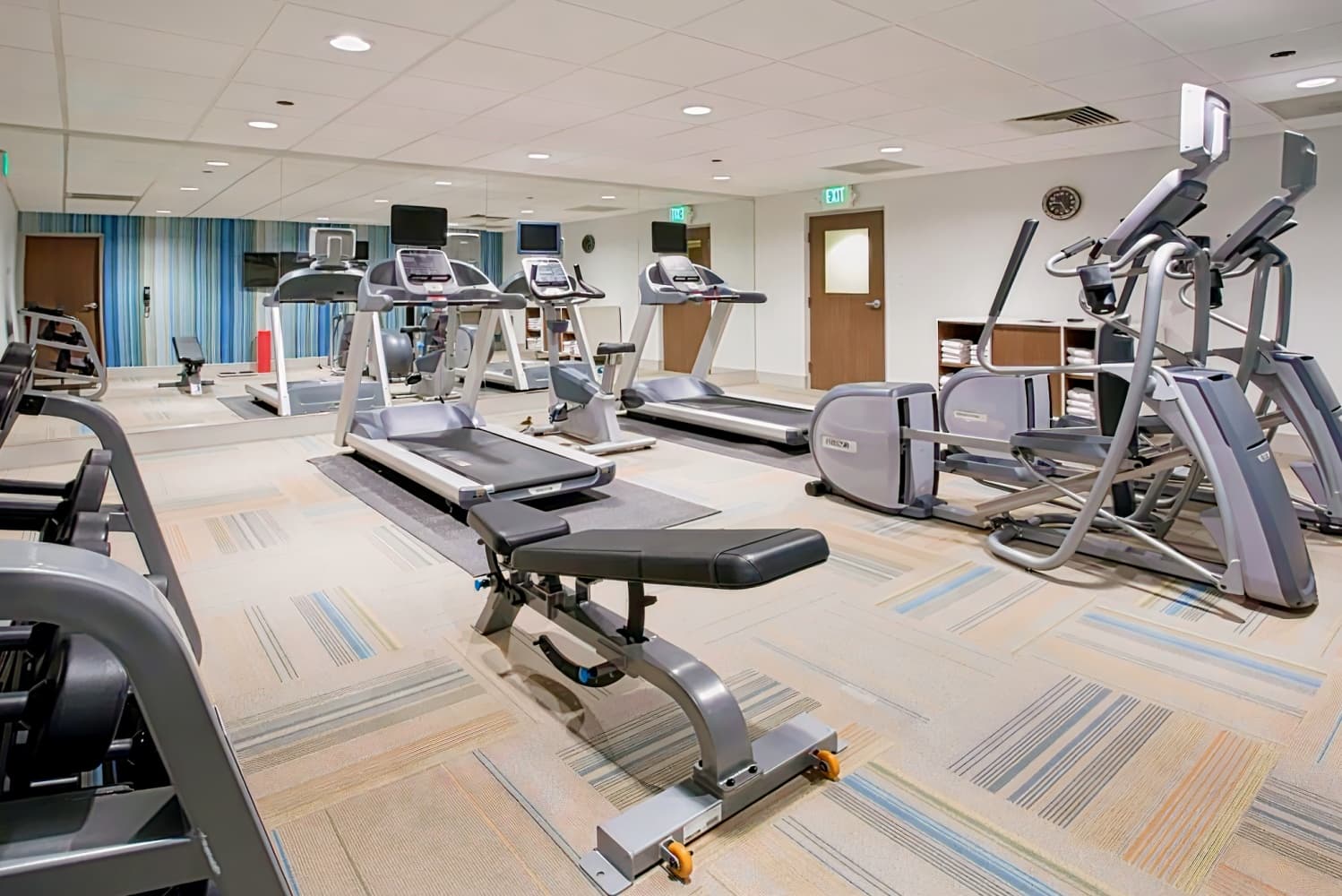 Holiday Inn Express & Suites Austin Downtown - University