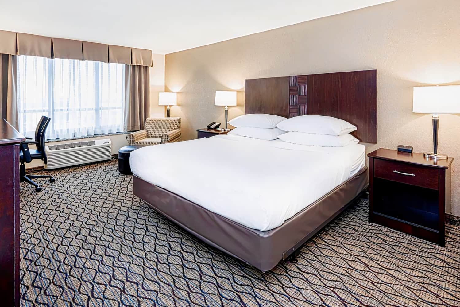 Holiday Inn St. Louis Arpt West-Earth City