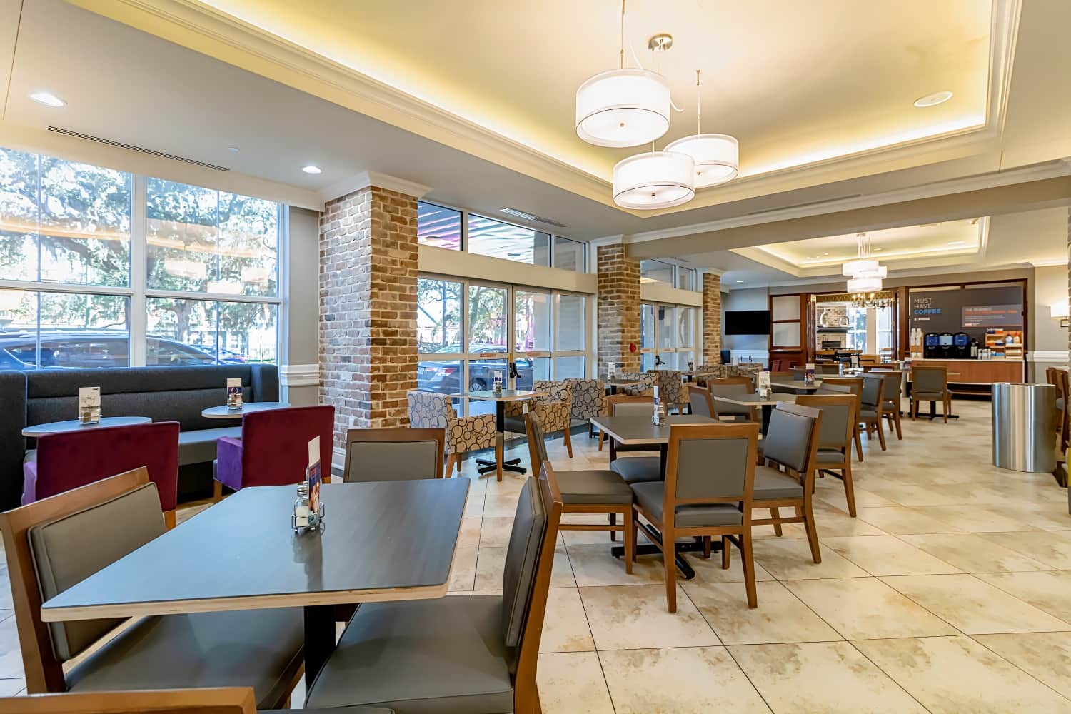 Holiday Inn Express Savannah Historic District