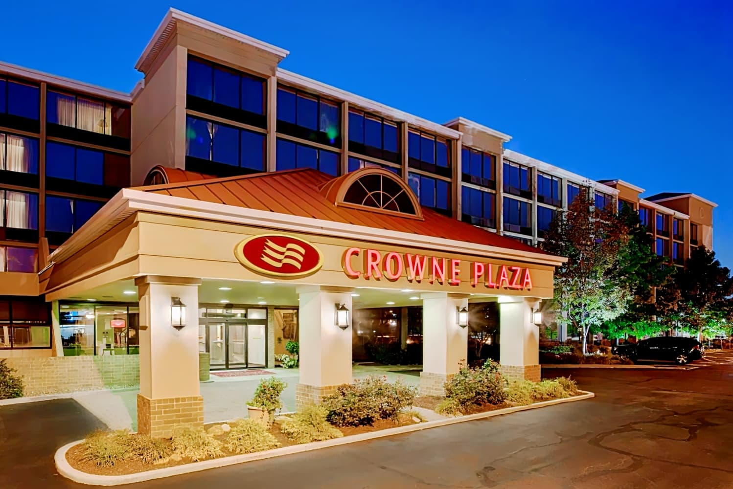 Crowne Plaza Cleveland Airport