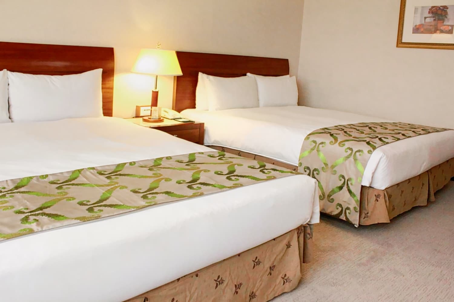 尊爵大飯店 Monarch Plaza Hotel