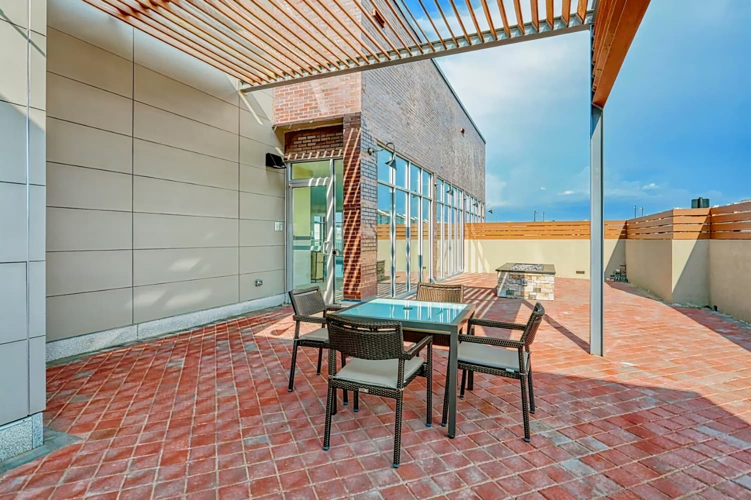 Courtyard by Marriott North Brunswick