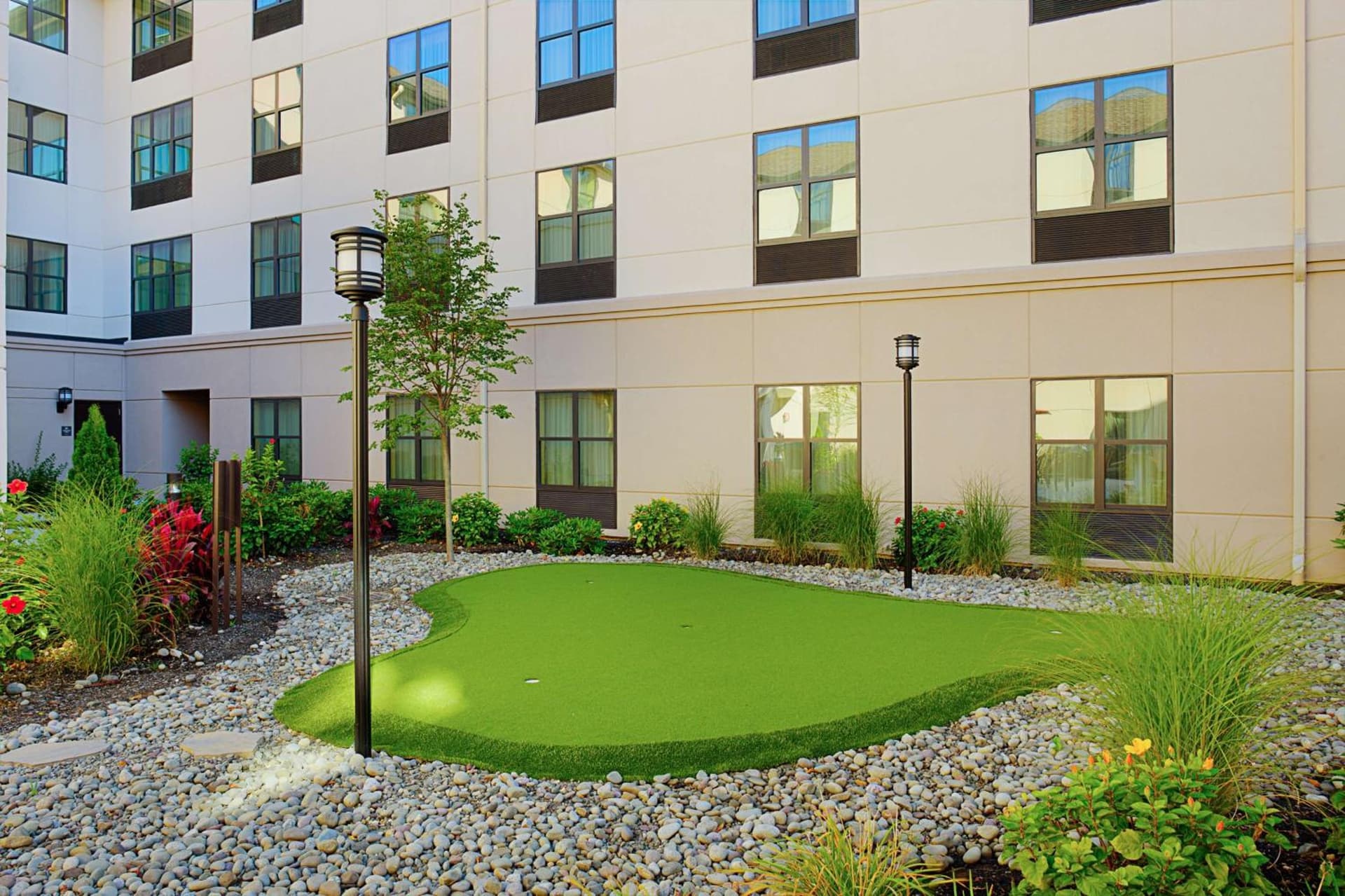 Homewood Suites by Hilton Carle Place - Garden City