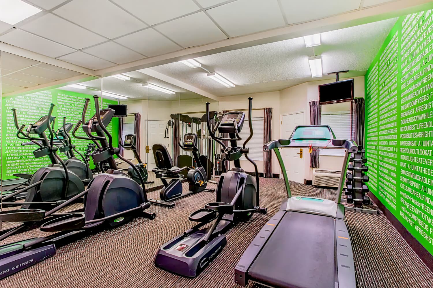 La Quinta Inn & Suites by Wyndham Raleigh Durham Airport