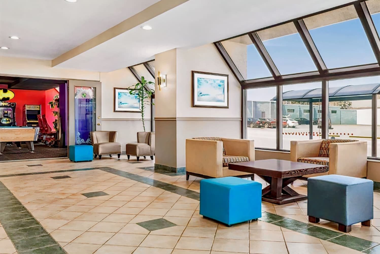 Ramada By Wyndham Niagara Falls near the Falls