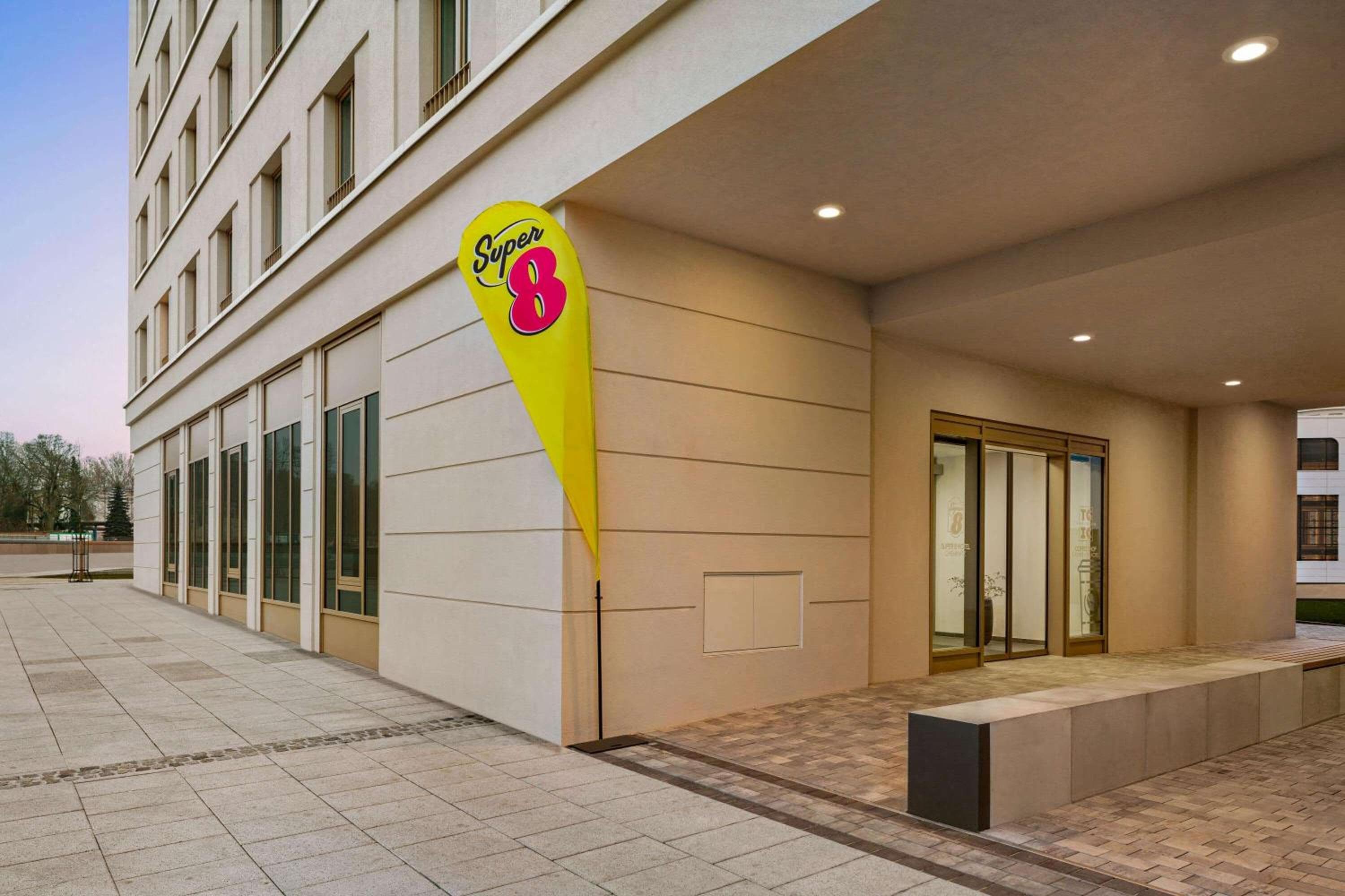 Super 8 by Wyndham Chemnitz