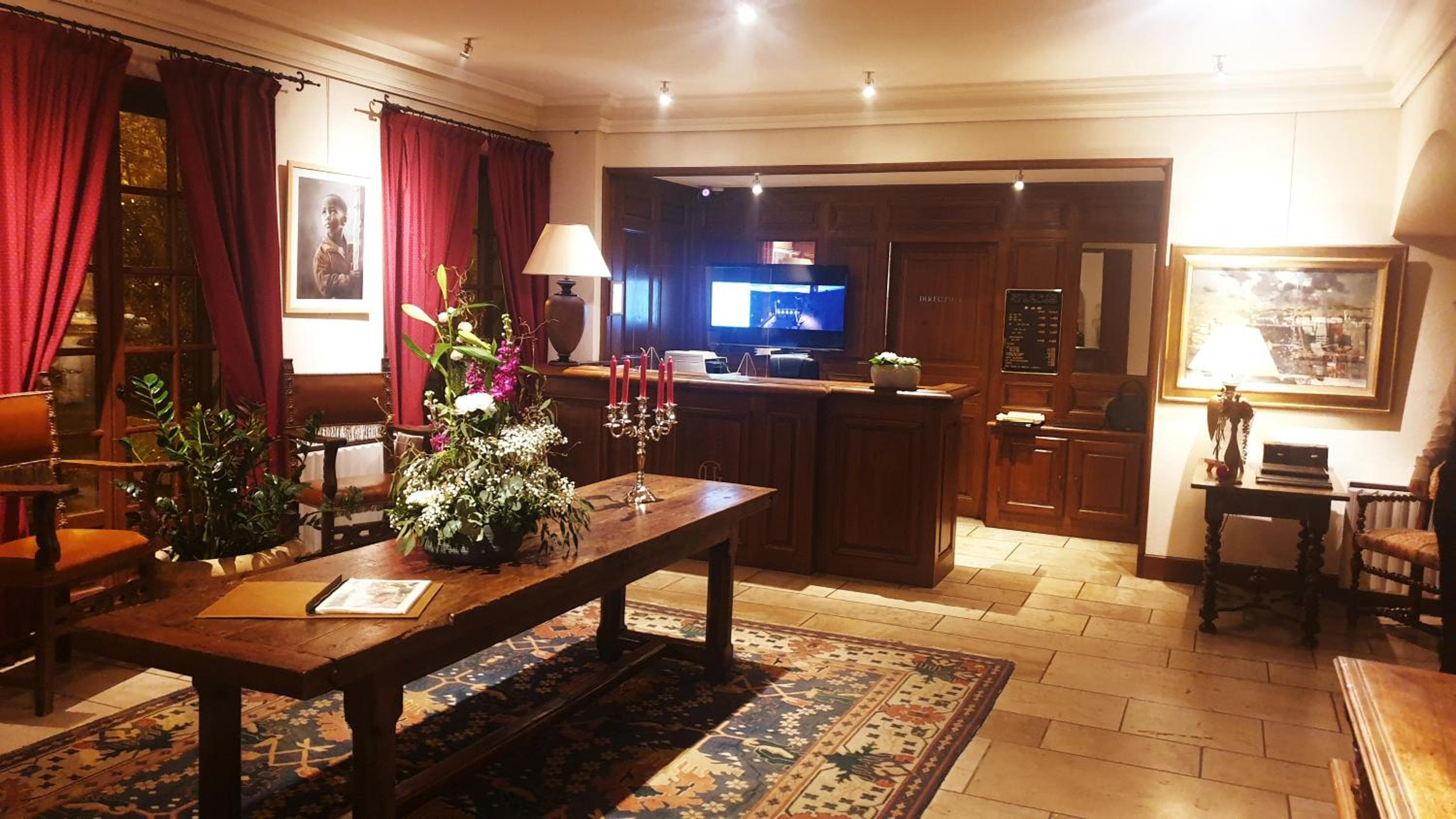 Hôtel De Greuze & Spa