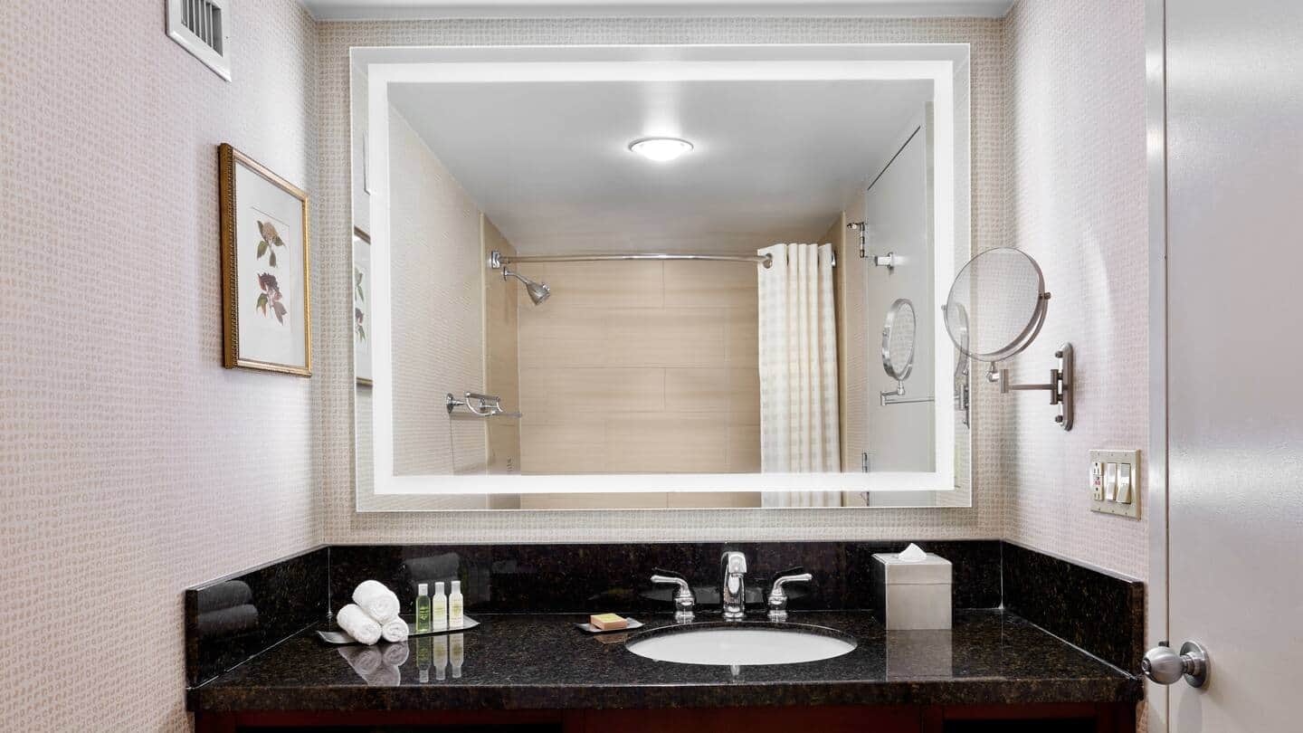 DoubleTree by Hilton Hotel Philadelphia Center City