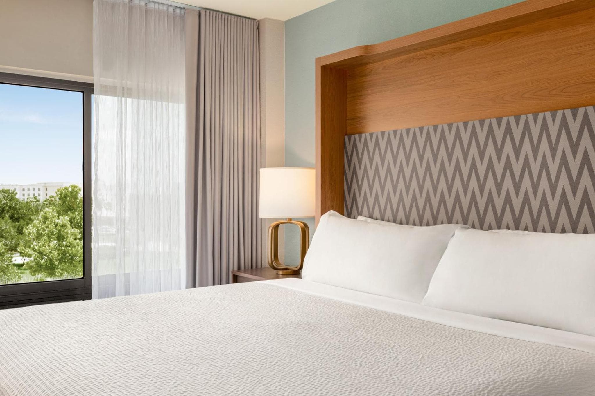 Holiday Inn Orlando International Airport, an IHG Hotel