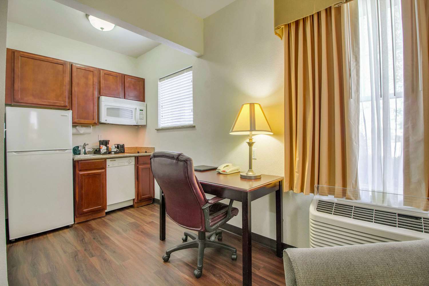MainStay Suites Texas Medical Center-Reliant Park