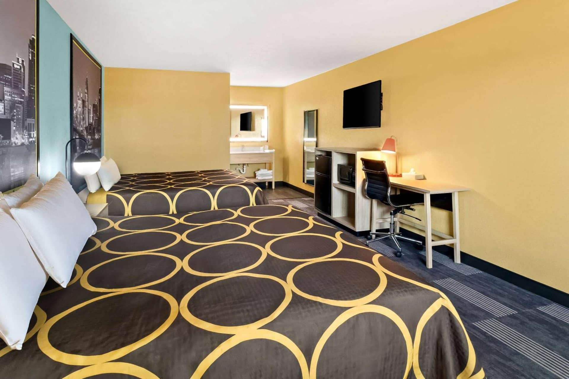 Super 8 by Wyndham Vandalia/Dayton International Airport