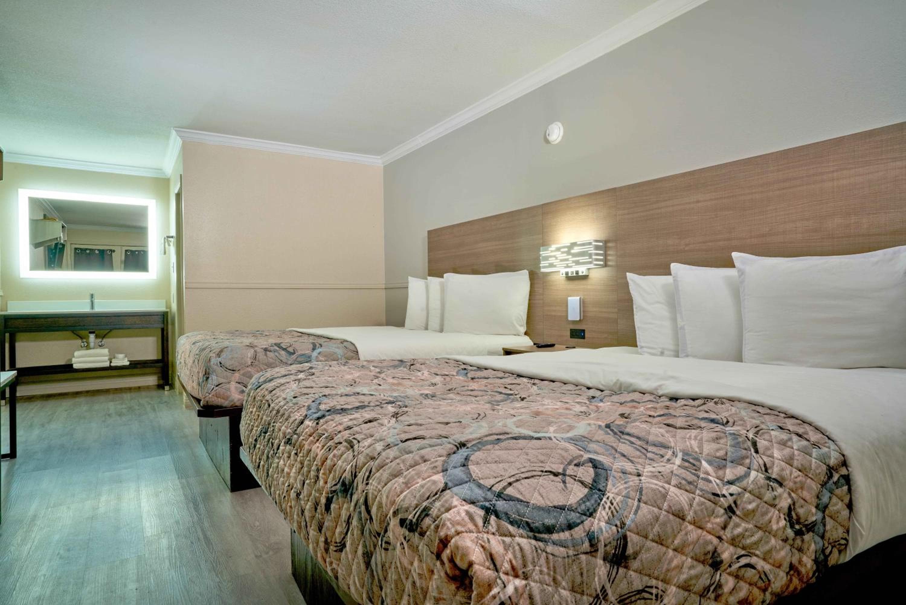 Family Garden Inn & Suites