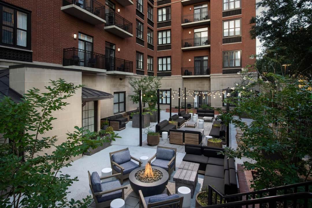 Courtyard by Marriott Savannah Downtown - Historic District