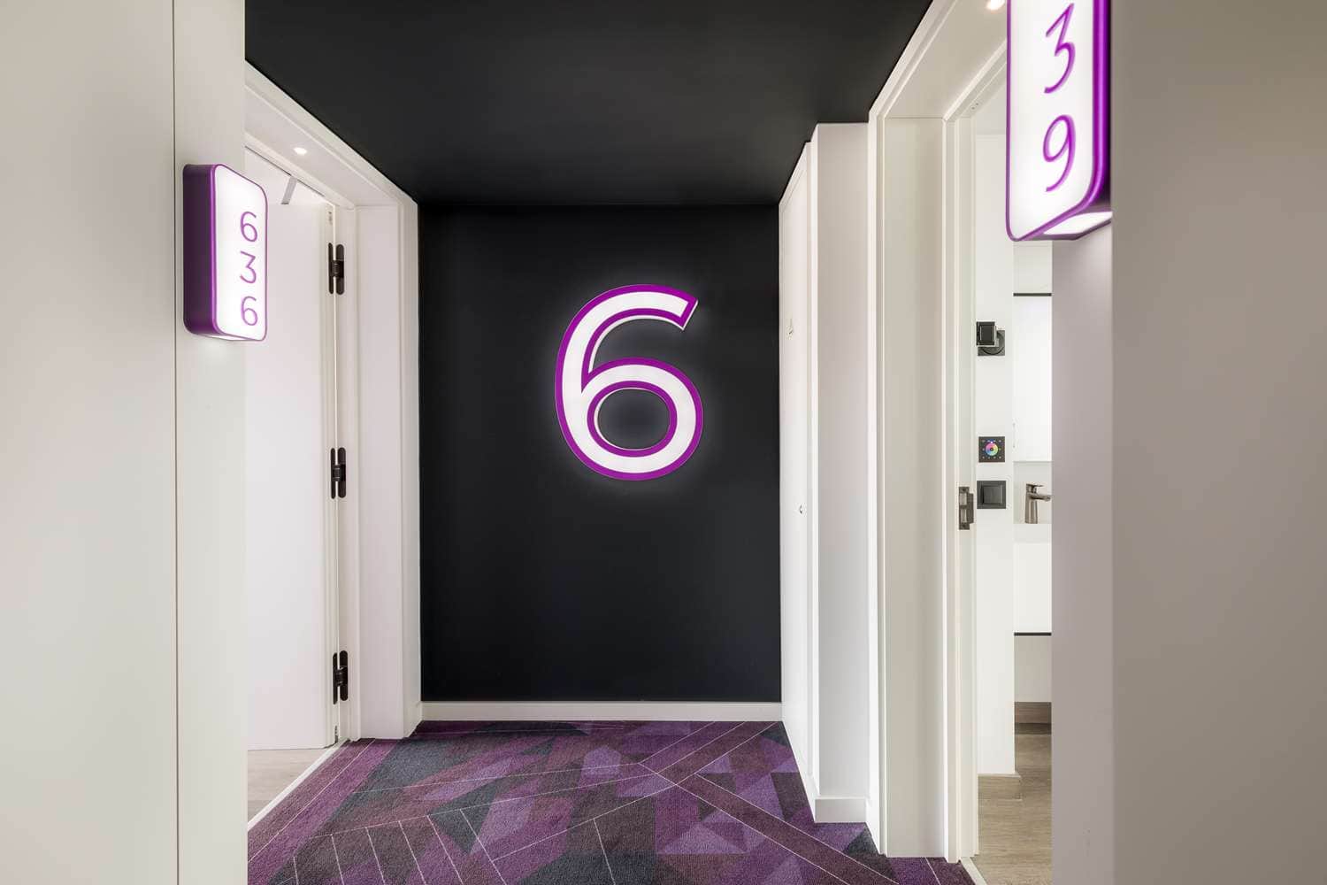 YOTEL Porto