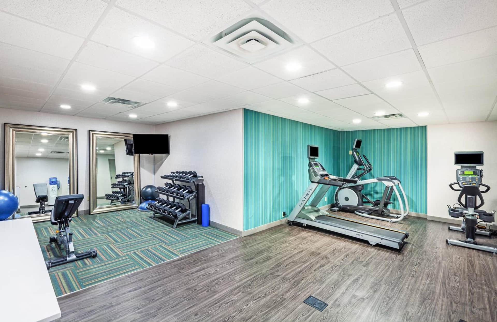 Holiday Inn Express & Suites Baton Rouge East by IHG
