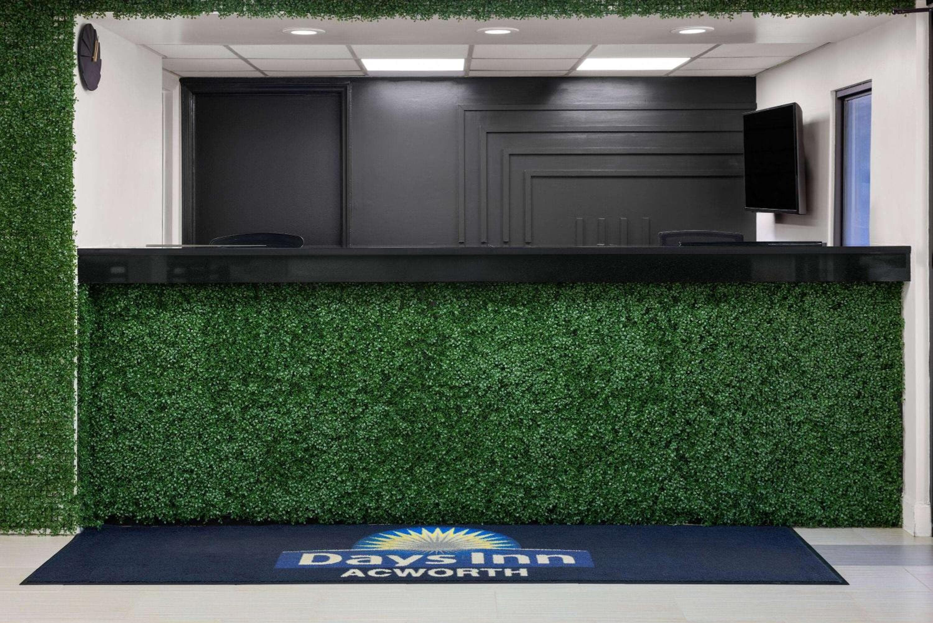 Days Inn by Wyndham Acworth