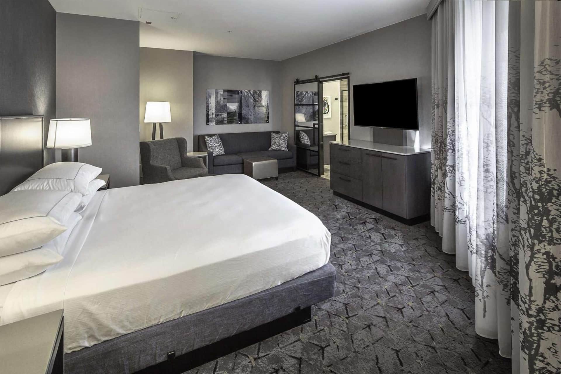DoubleTree by Hilton Modesto