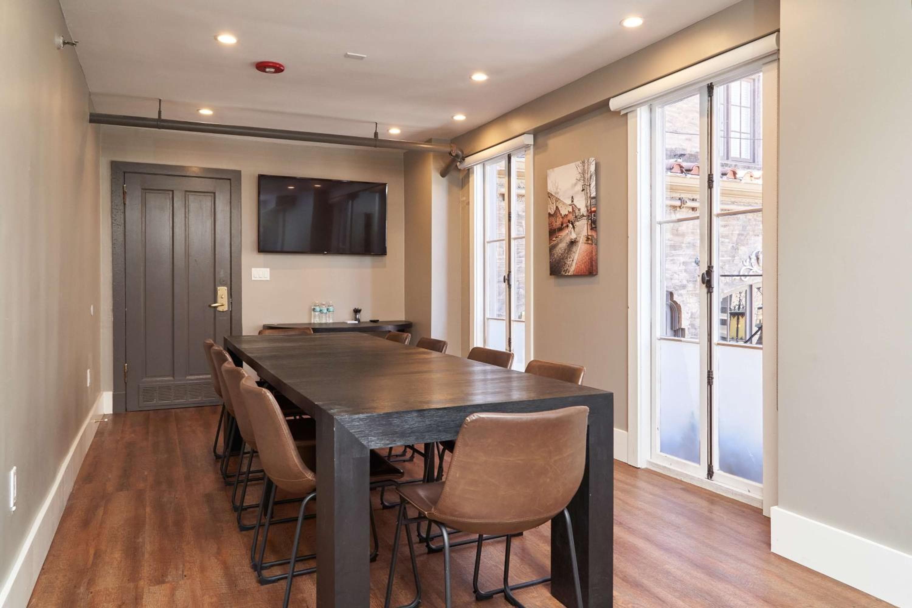 Hotel Petaluma, Tapestry Collection by Hilton