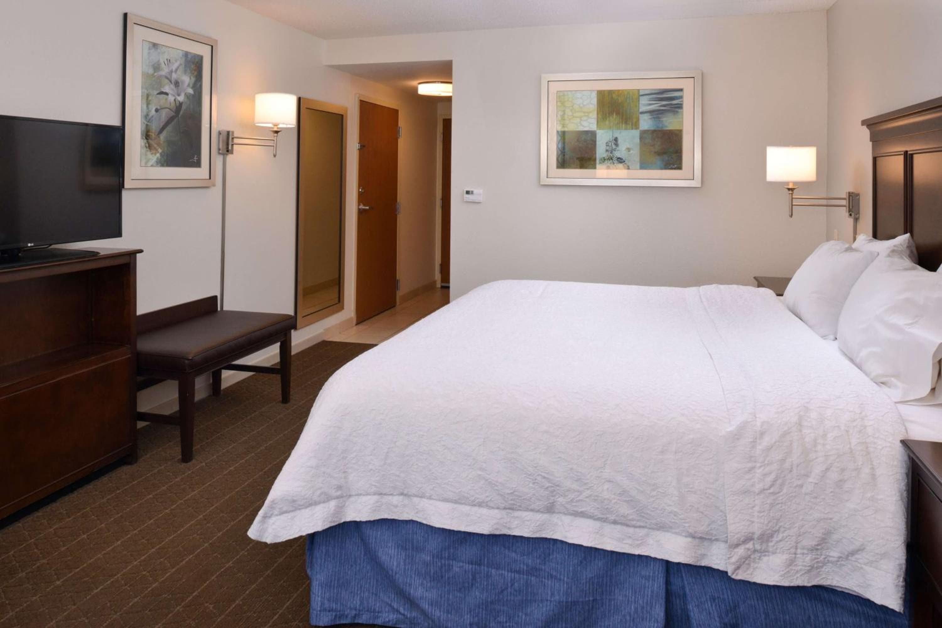 Hampton Inn & Suites Pueblo-Southgate