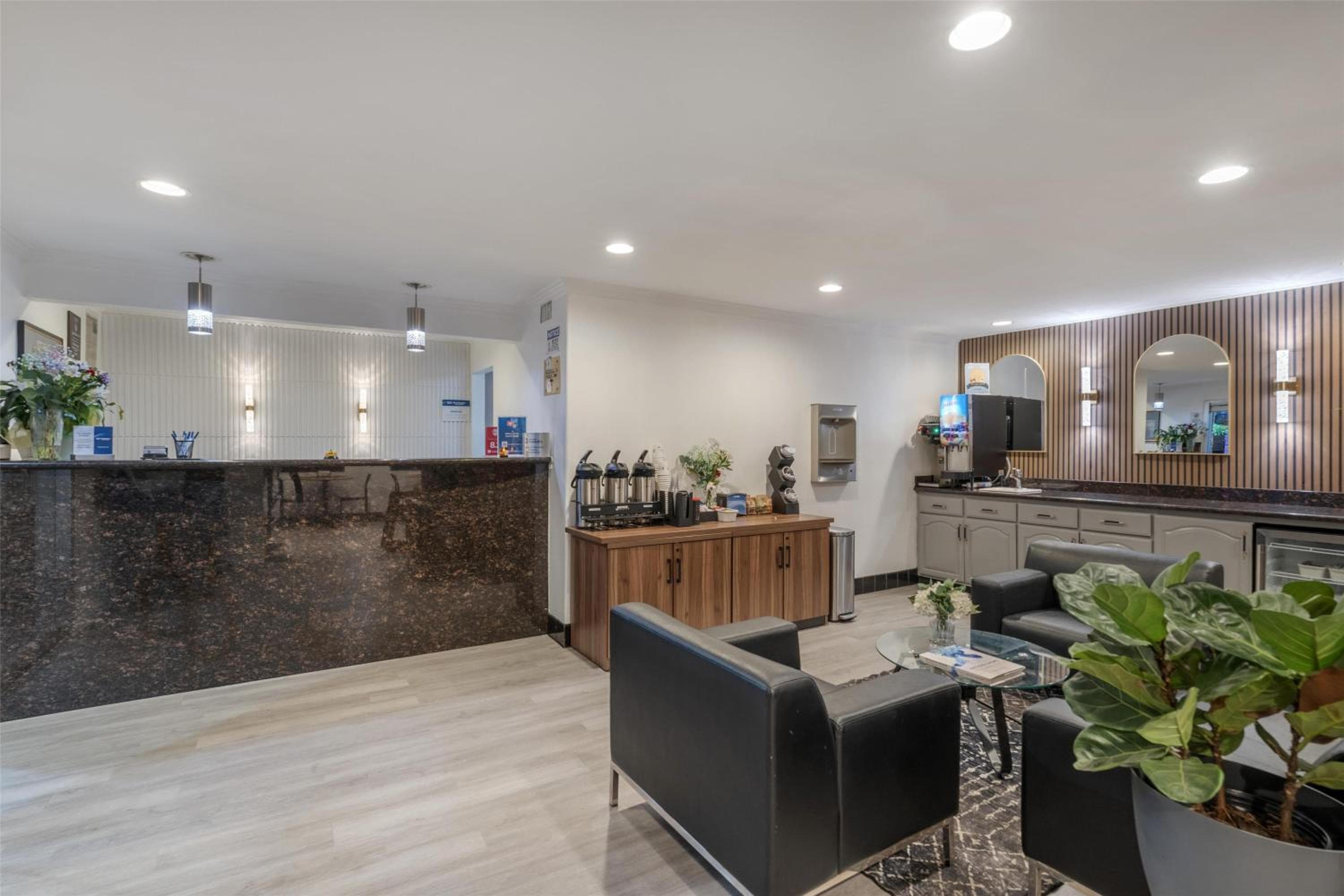 Best Western WESTMINSTER INN