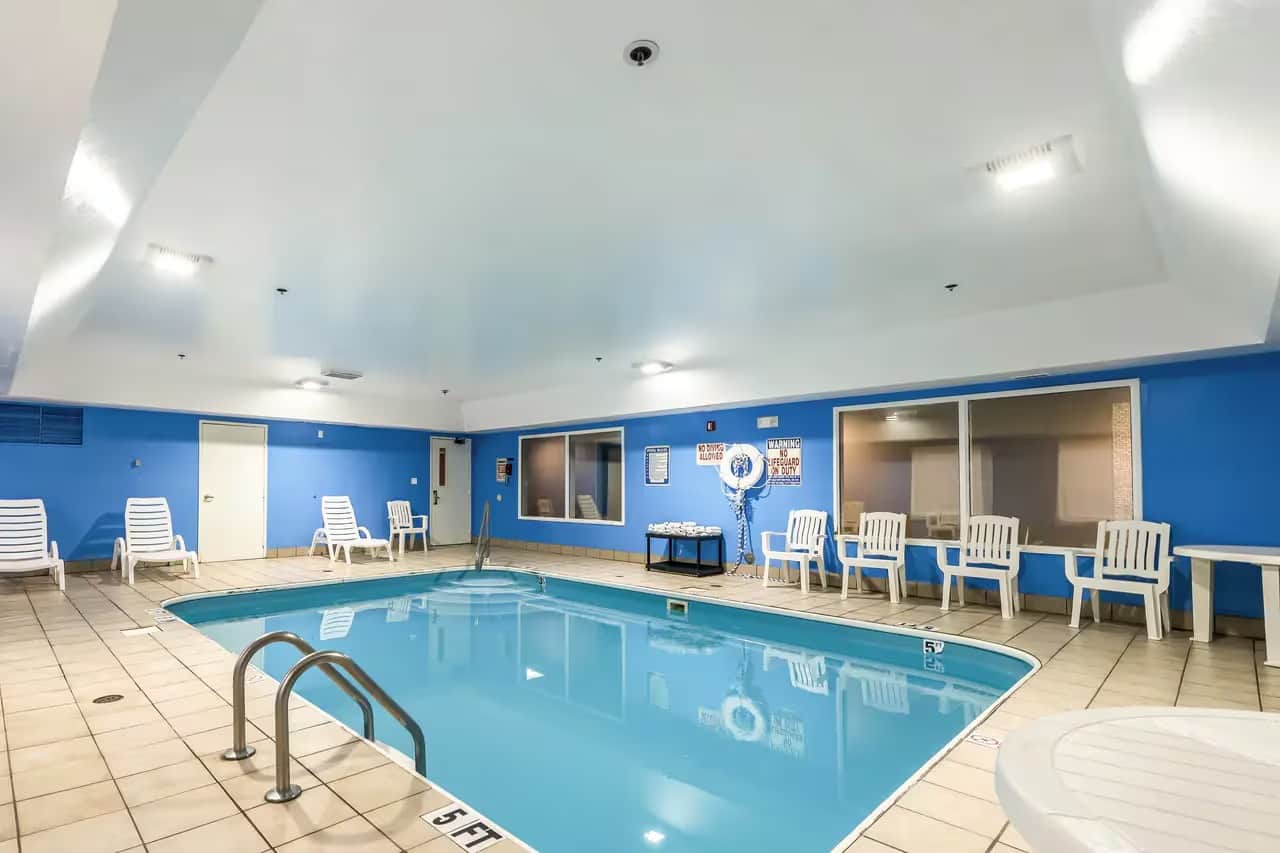 Comfort Inn & Suites Dayton Northwest - Englewood