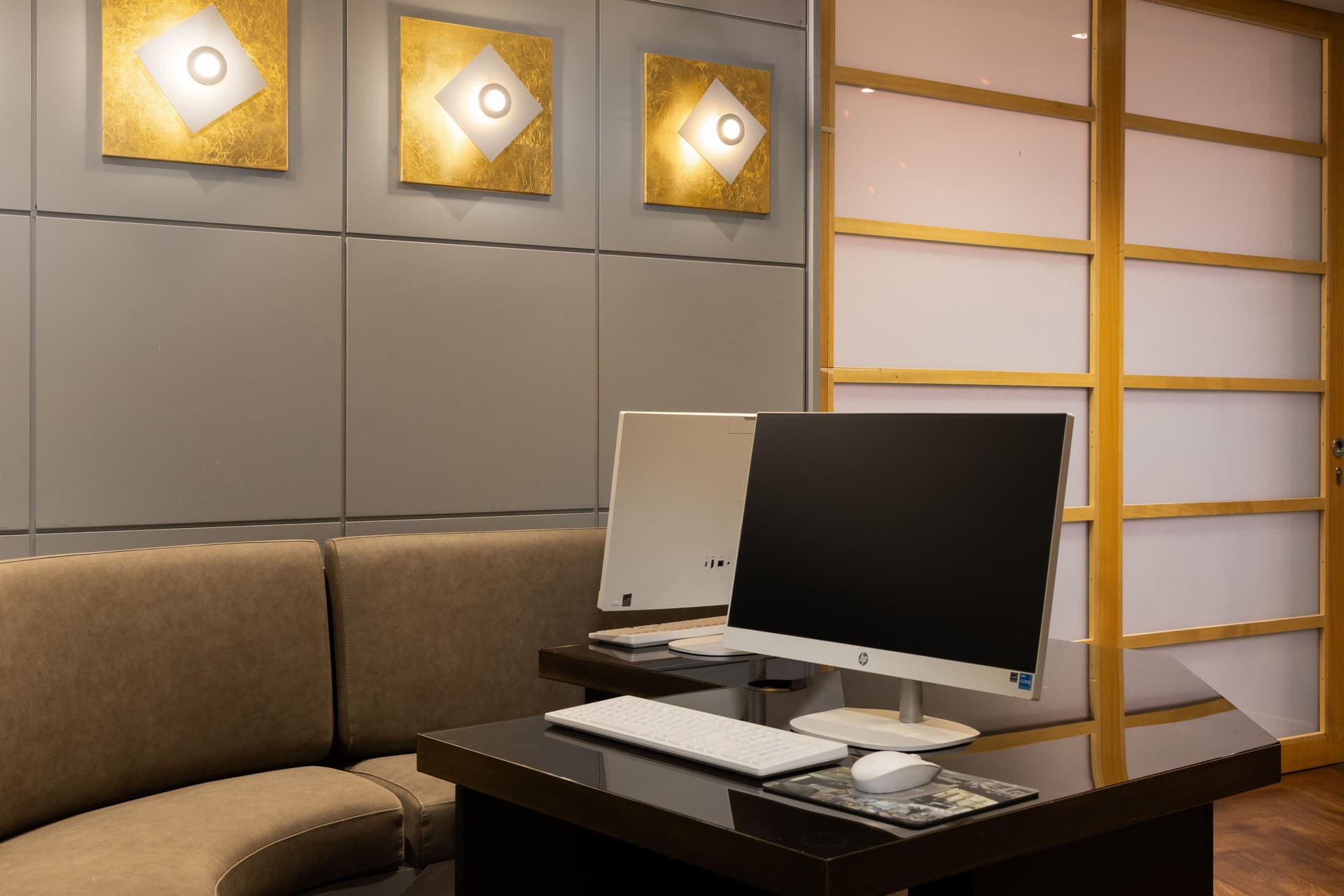 Holiday Inn Milan Garibaldi Station