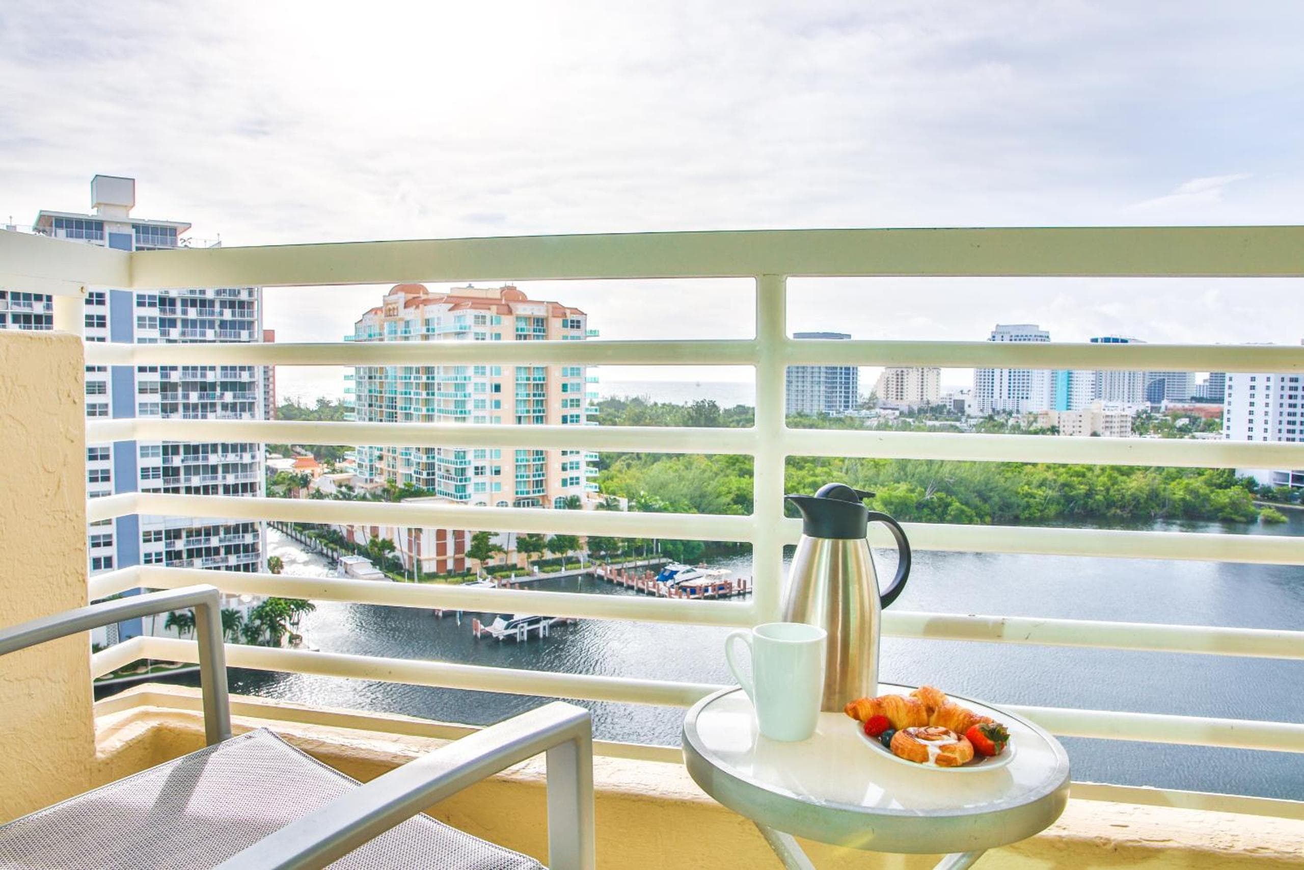 GALLERYone - a DoubleTree Suites by Hilton Hotel Fort Lauderdale