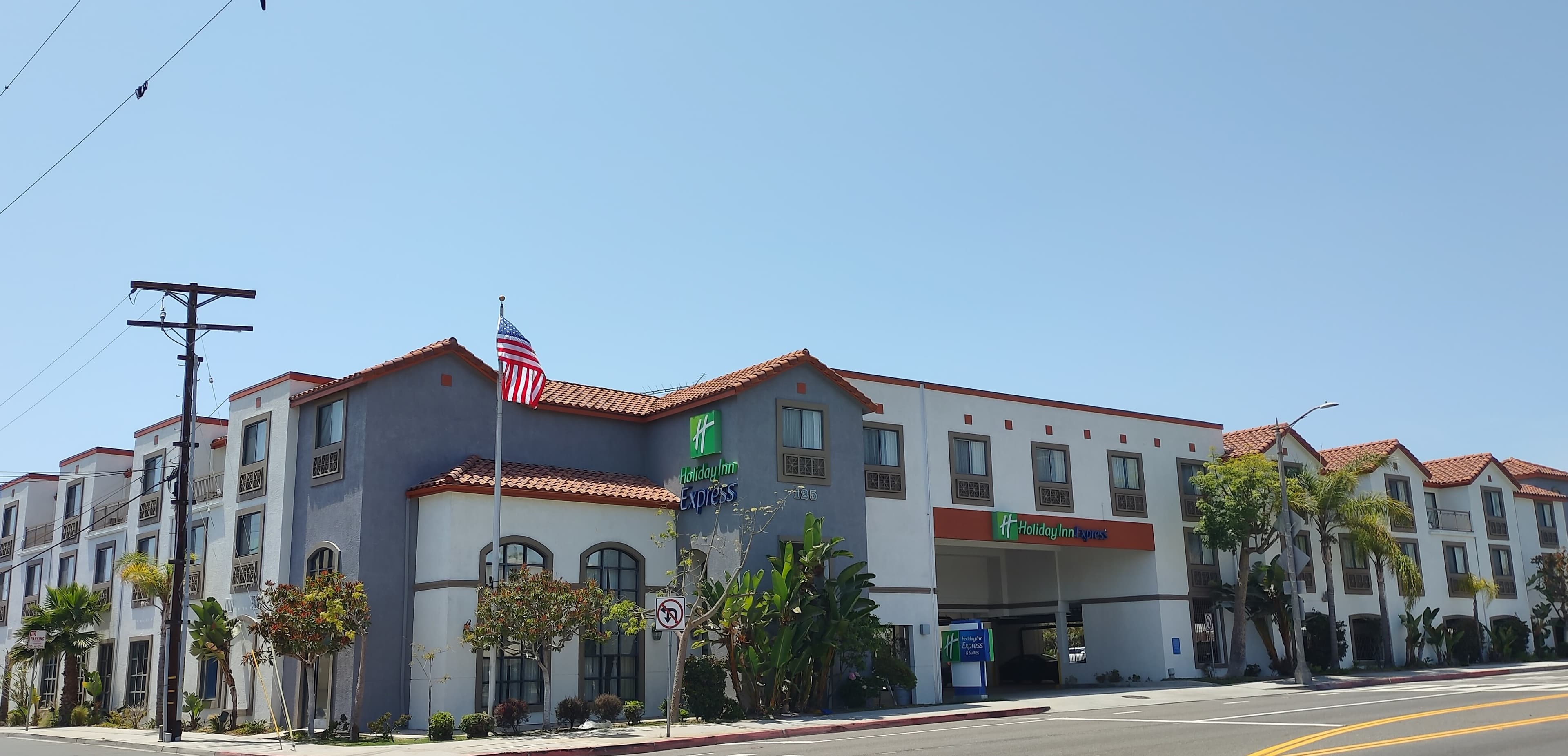 Holiday Inn Express Hotel & Suites Hermosa Beach, an IHG Hotel