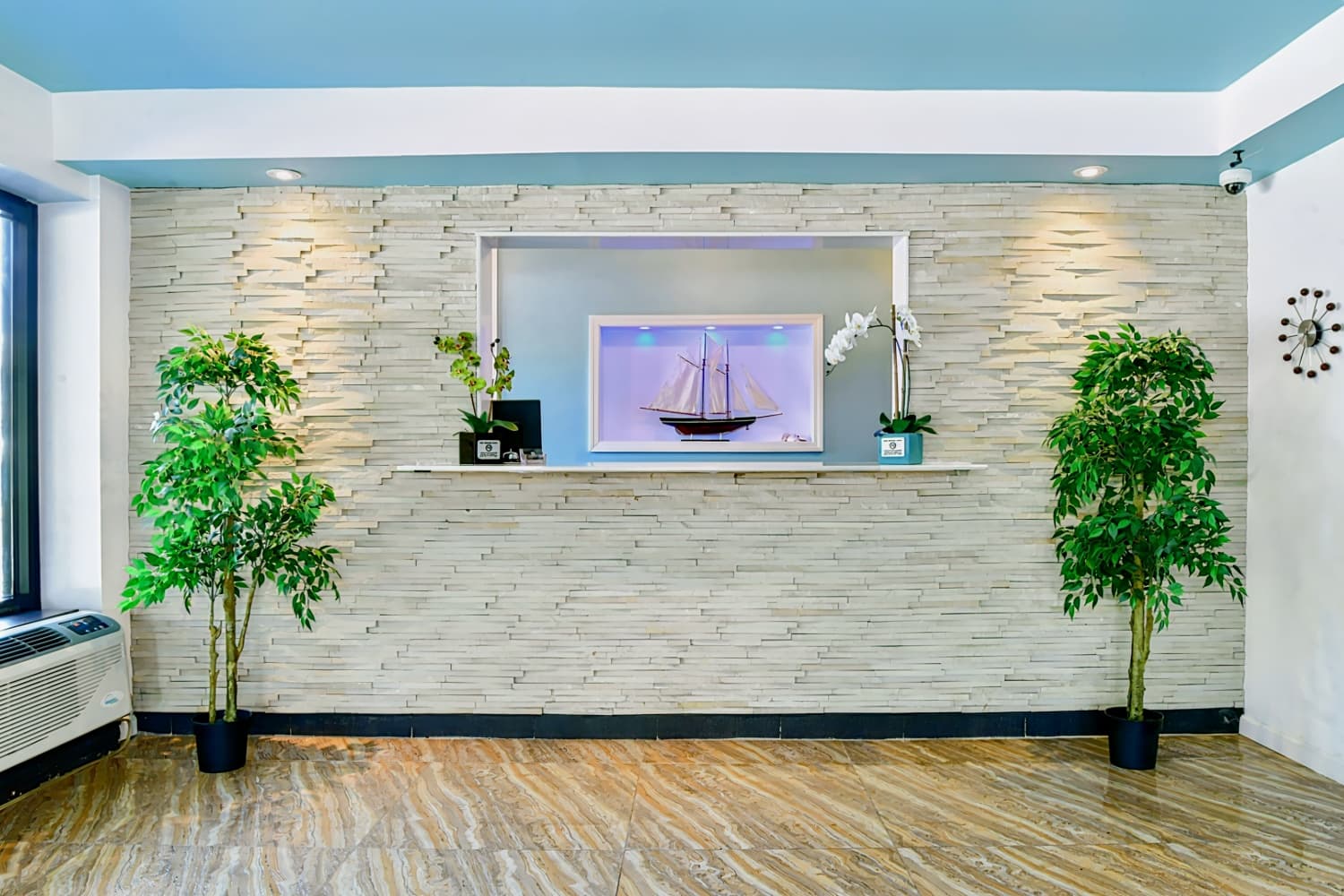 The Freeport Inn and Marina